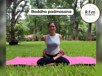 Baddha Padmasana Yoga Locked Lotus Pose